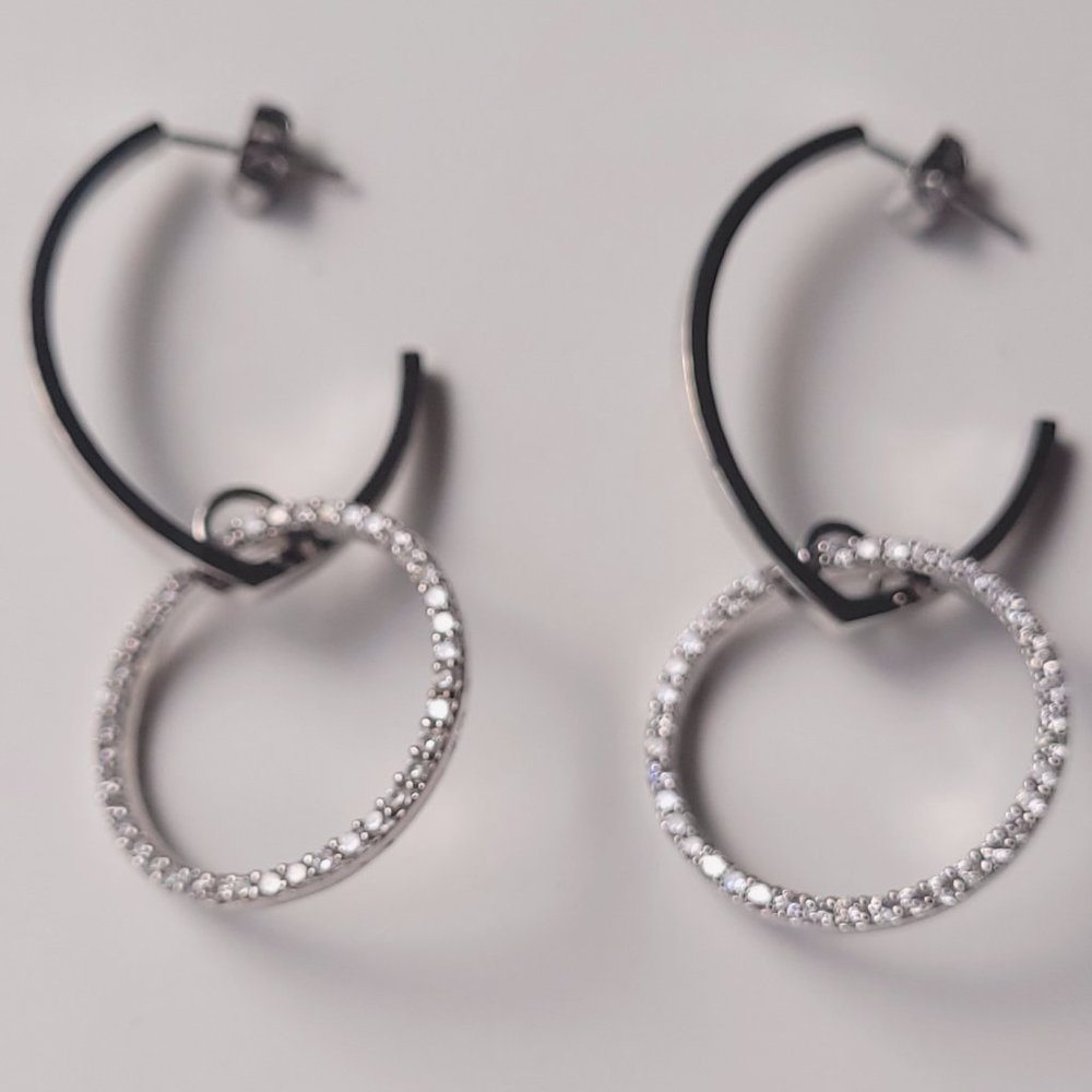 Long dangle Earrings with 2 shaped oval and round